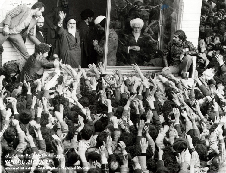 امام خمینی در روزهای اقامت درمدرسه علوی تهران