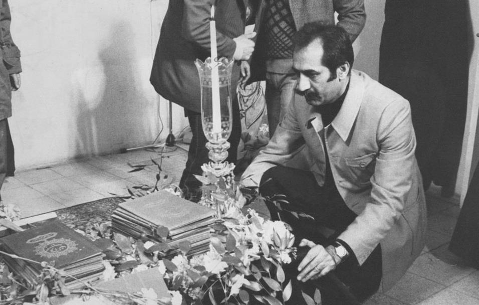 «فراز وفرودهای بزرگداشت دکتر محمدمصدق پس ازپیروزی انقلاب اسلامی» درآیینه تصاویر