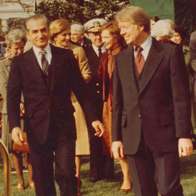 موضع آمریکائی‌ها و اسرائیلی‌ها در قبال حفظ سلطنت محمدرضا پهلوی
