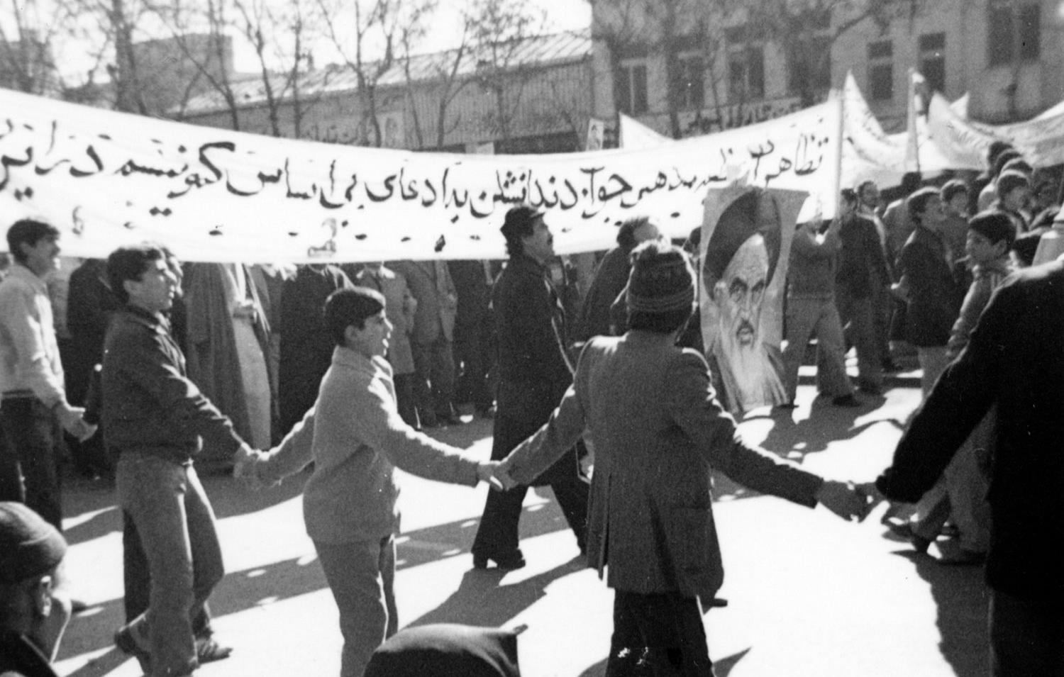 انقلاب اسلامی از دریچه دوربین مردم