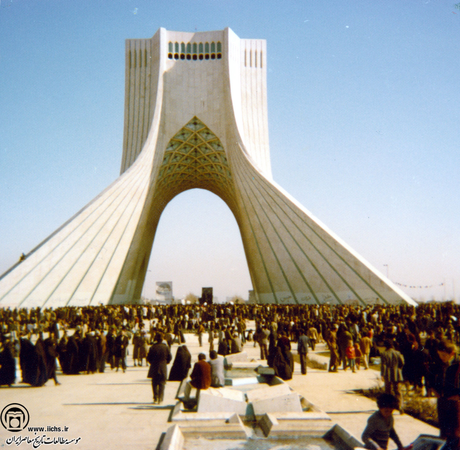 انقلاب اسلامی از دریچه دوربین مردم(2)