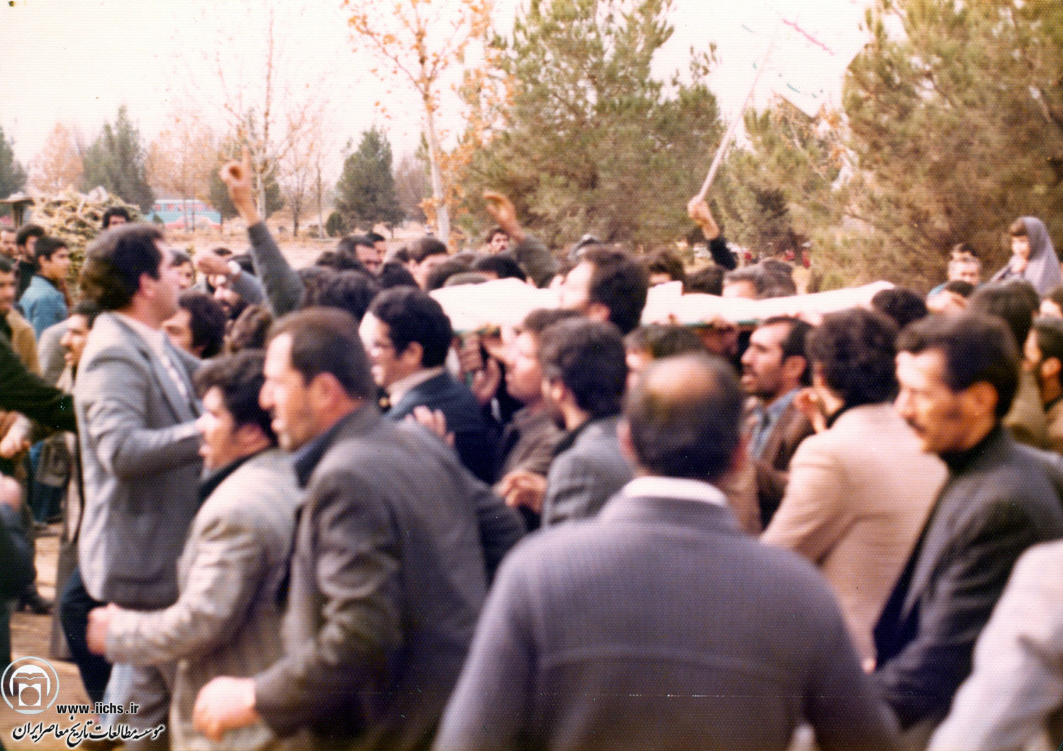 انقلاب اسلامی از دریچه دوربین مردم(2)