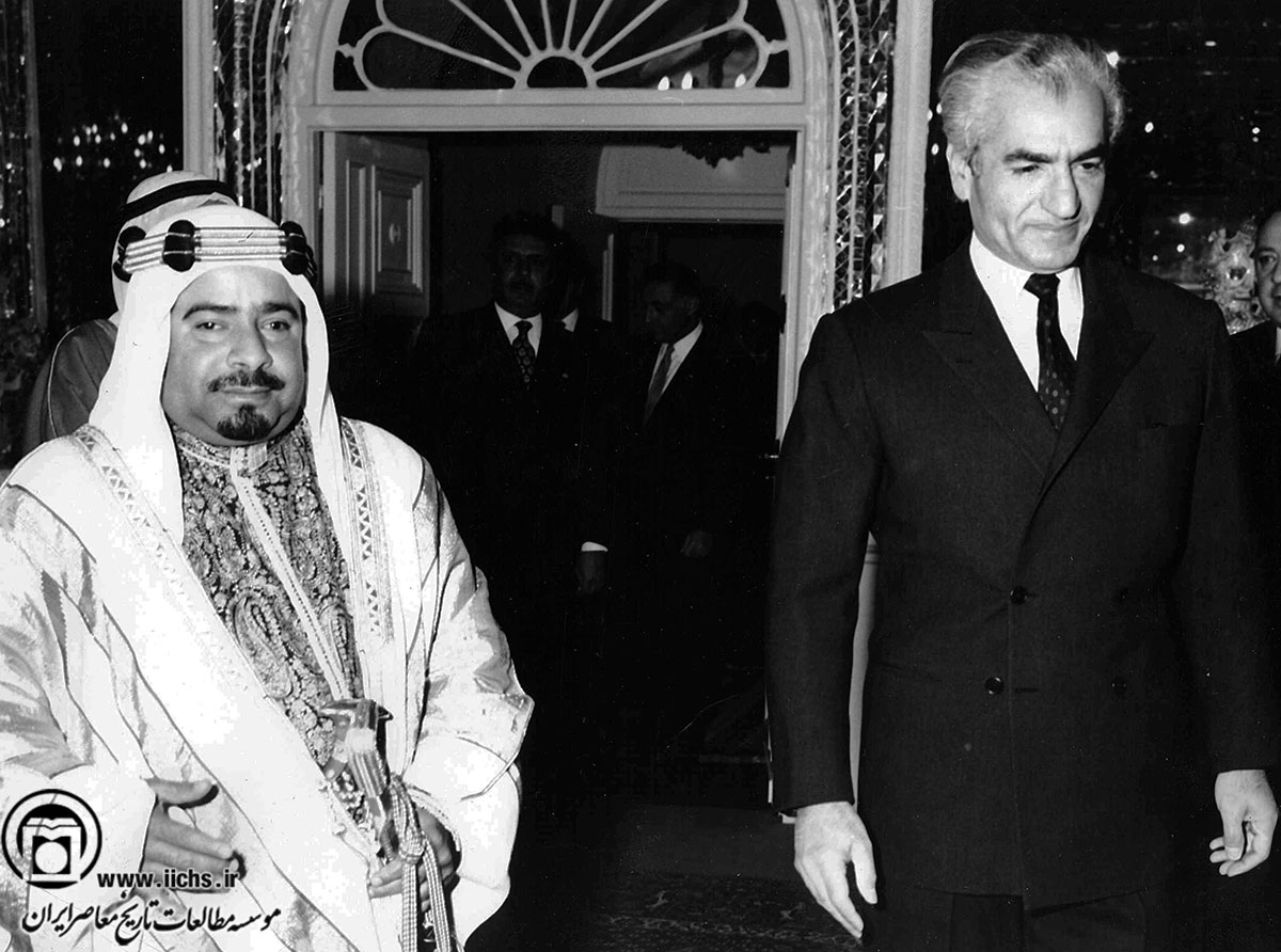 بازبینی-نظر شاه و وزیر متبوع او در مورد بحرین