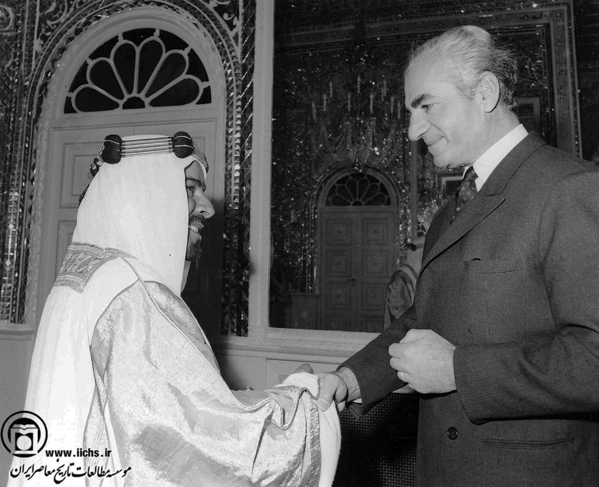 عیسی بن سلمان آل خلیفه، امیر بحرین، در ملاقات با محمدرضا پهلوی