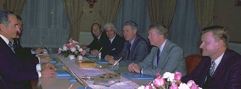 ملاقات محمدرضا پهلوی با جیمی کارتر و برژینسکی (سال ۱۹۷۷م)
