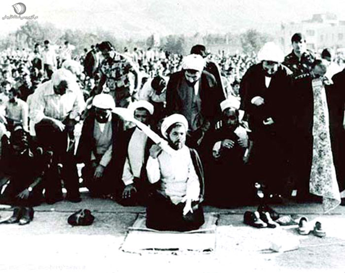 برگزاری نماز عید فطر سال 1357 در تهران به امامت آیت‌الله مفتح