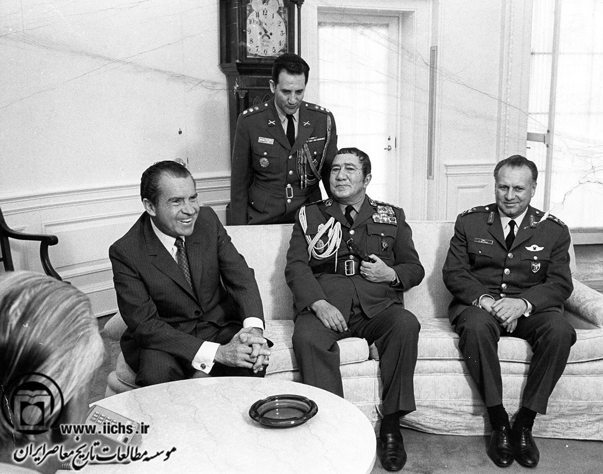 نمایندگان ایران و ترکیه در بیستمین اجلاسیه کمیته نظامی پیمان سنتو در واشنگتن، هنگام ملاقات با ریچارد نیکسون رئیس‌جمهور آمریکا