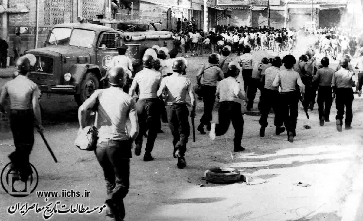 تظاهرات مردم در دوره انقلاب اسلامی