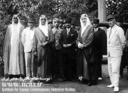 امیرفیصل نماینده شاه عربستان در سفر به ایران در کنار مقامات حکومتی