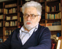 چون اسفنج، نرم (نوجوانی و زمانه دکتر احسان نراقی)