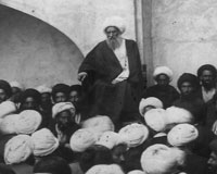 نقش آیت‌الله آخوند خراسانی در رهبری نهضت مشروطیت