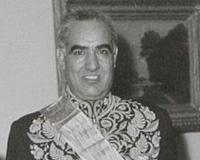 دکتر منوچهر اقبال