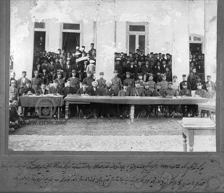 مجلس سربازگیری در تبریز با حضور سرلشکر خدایاری و رجبعلی منصور استاندار آذربایجان و عده‌ای از روحانیون و معتمدین محلی