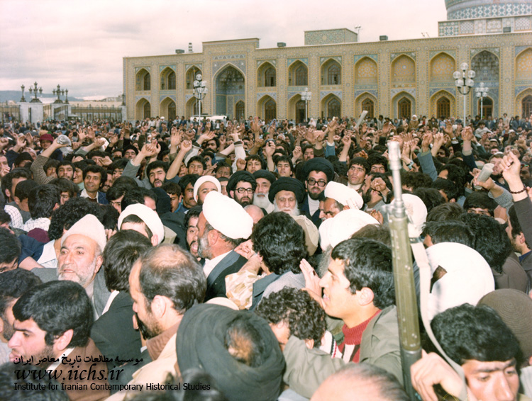 جلوه هایی از حضور مراجع تقلید وعلما در رفراندم جمهوری اسلامی