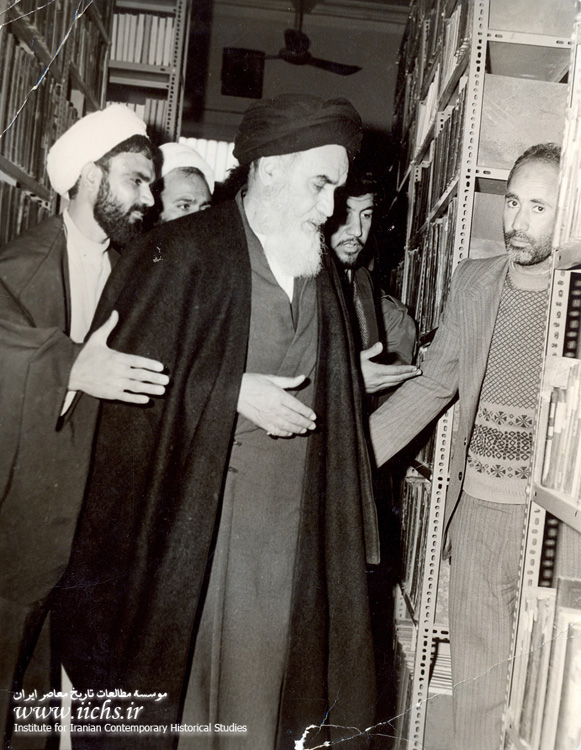 امام خمینی در آیینه تصاویر (بازگشت به ایران و قم)