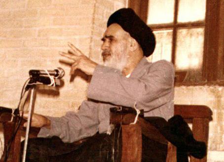 انتقادات امام خمینی به «آخوند درباری»
