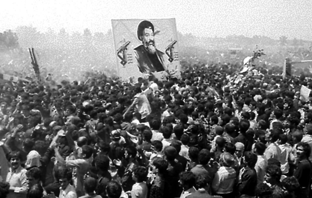 «7تیر60،فاجعه ای به گستره تاریخ» درآیینه تصاویر  <img src="/images/picture_icon.png" width="16" height="16" border="0" align="top">