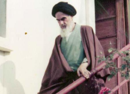 تلاش حامیان پهلوی برای لغو سفر امام