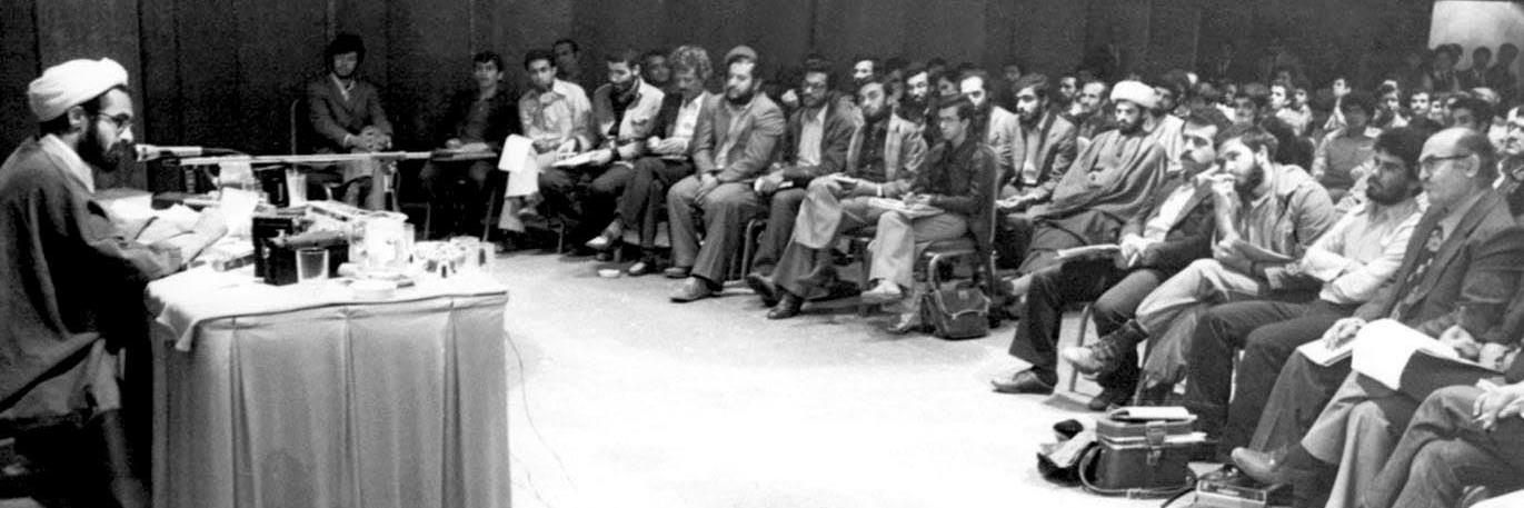 شهید حجت‌الاسلام محمد منتظری در آیینه تصاویر(4)  <img src="/images/picture_icon.png" width="16" height="16" border="0" align="top">