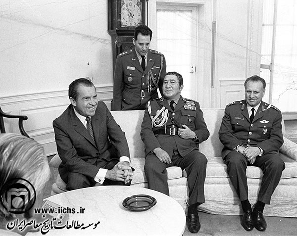 نمایندگان ایران و ترکیه در بیستمین اجلاسیه کمیته نظامی پیمان سنتو در واشنگتن، هنگام ملاقات با ریچارد نیکسون رئیس‌جمهور آمریکا