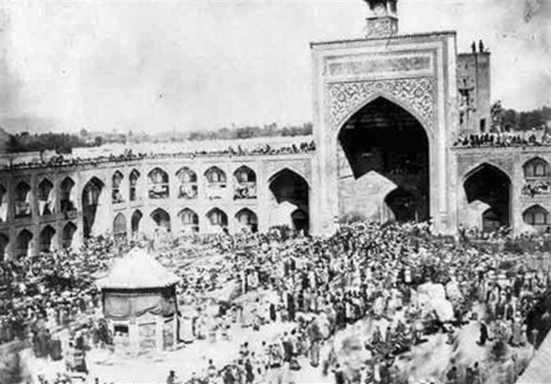 شکرالله صفاپور، قیام مسجد گوهرشاد