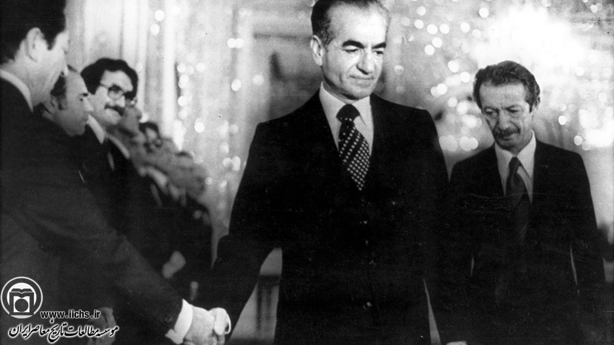 محمدرضا پهلوی و آخرین نخست‌وزیر پهلوی شاپور بختیار