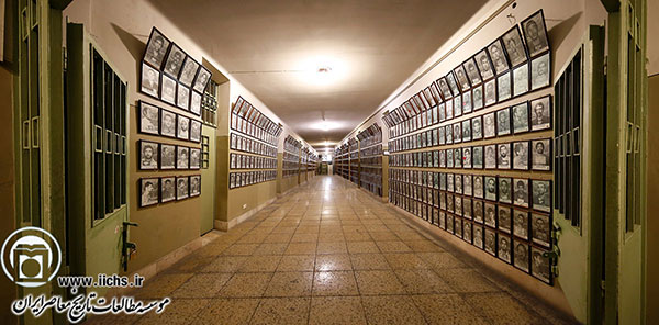 یکی از سالن‌های کمیته مشترک ضد خرابکاری ساواک که تصویر زندانیان آن را در خود دارد