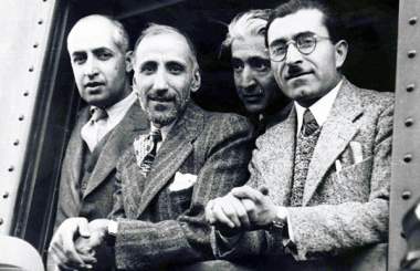 اولین بلوک هوادار غرب در برابر حزب توده