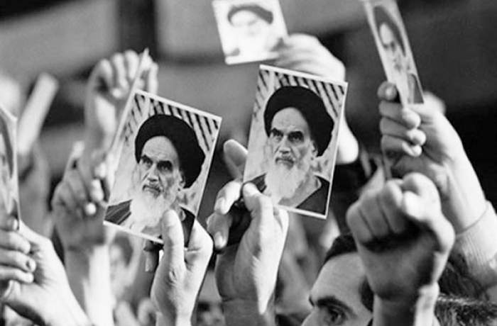 امام خمینی چگونه محدودیت‌های ارتباطی پهلوی را دور زد؟