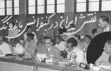 پارادوکسی که در سیاست خارجی پهلوی بروز کرد