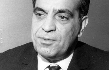 وزیری که غمباد گرفت