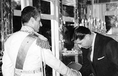 مسیری که محمدرضا پهلوی برگزید!