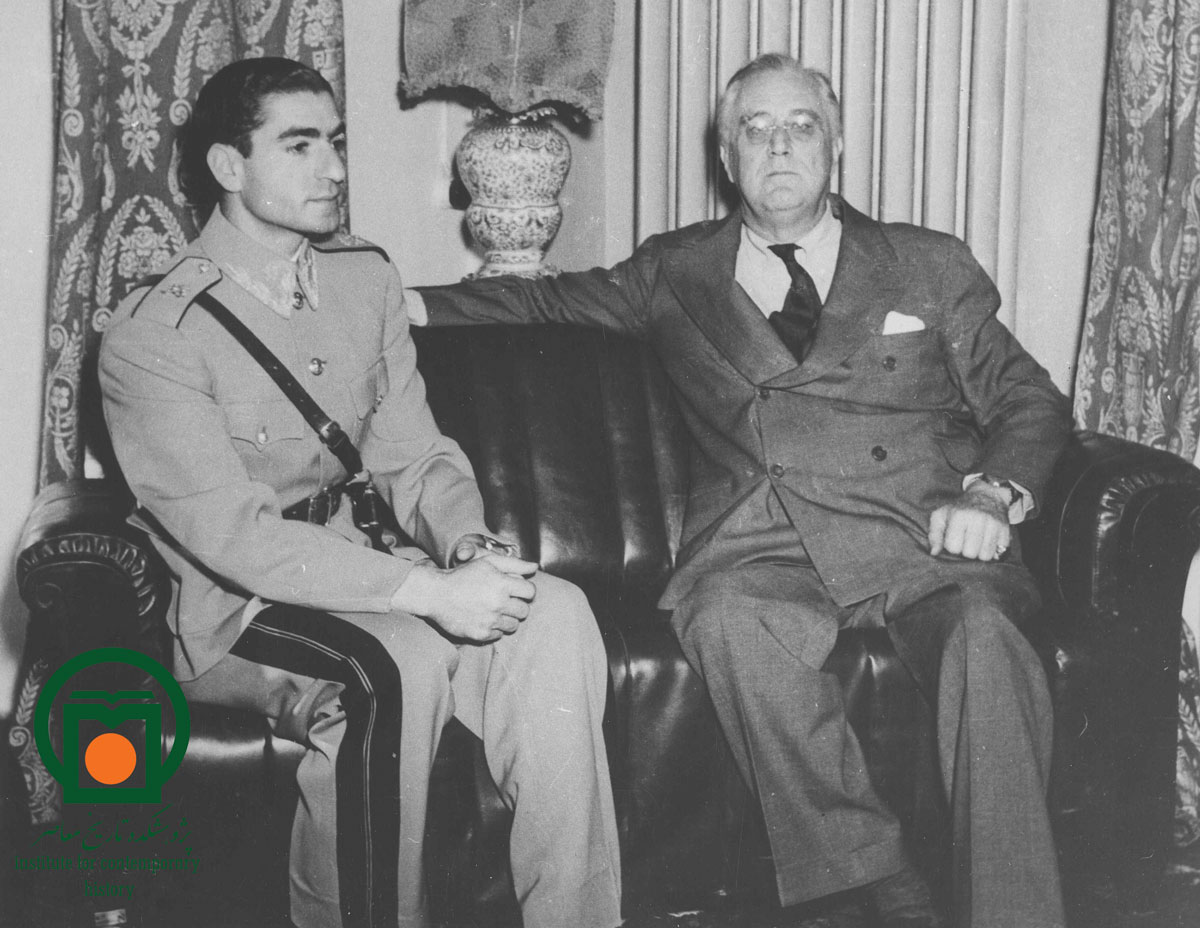  اولین ملاقات محمدرضا پهلوی با فرانکلین روزولت، رئیس‌جمهور آمریکا، در سفارت روسیه در تهران