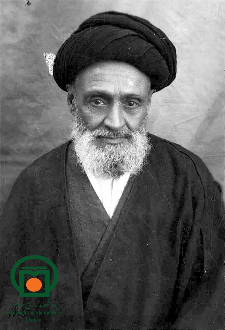  زنده‌یاد آیت‌الله سیدابوالقاسم کاشانی در آغازین سال‌های دهه 1320