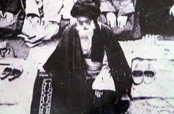 مکتبی که از حوزه بیست‌ساله سربرآرود