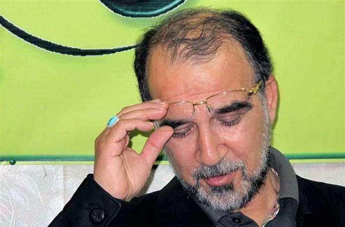 او تنها بر دشمن متمرکز است و اسیرِ حاشیه‌ها نمی‌شود
