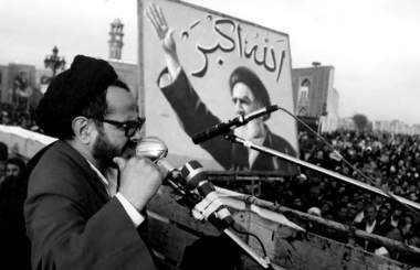 جایگاه علمی یا آوازه تبلیغی، سبک زندگی‌اش را تغییر نداد
