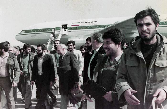 استاد حبیب‌الله عسگراولادی در آینه تصاویر(6)  