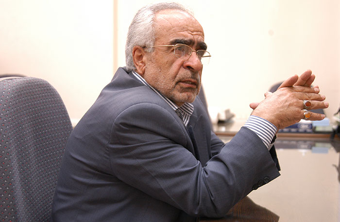 طیب محور قیام نبود، ولی او را با این تهمت حذف کردند طیب محور قیام نبود، ولی او را با این تهمت حذف کردند