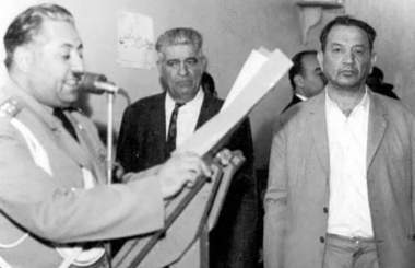 در دیدار با امام خمینی، جای طیب و حاج اسماعیل خالی بود