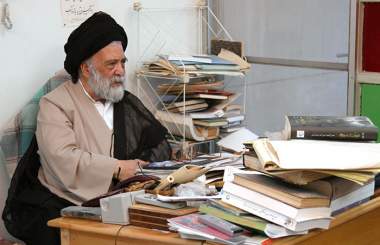 بسیاری جان، مال و آبروی خود را از فتوّت او داشتند