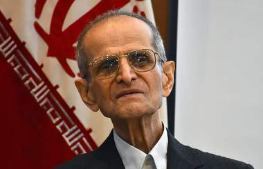 روس و انگلیس بر سَرِ پایان نهضت جنگل، مخفیانه توافق کردند روس و انگلیس بر سَرِ پایان نهضت جنگل، مخفیانه توافق کردند