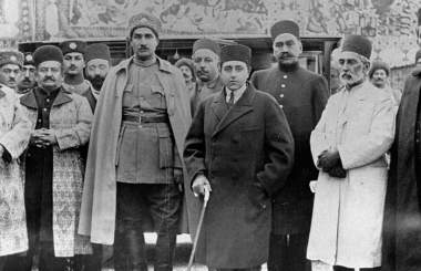 آخرین شاه قاجار؛ تسلیم یا حذف؟ آخرین شاه قاجار؛ تسلیم یا حذف؟