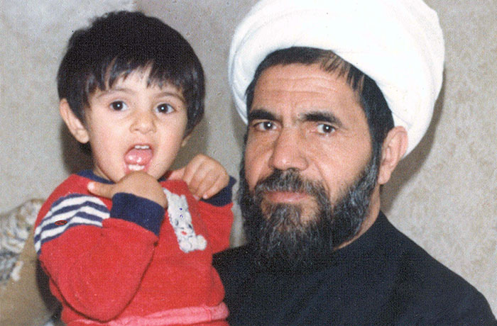 هیچ‌گاه به شکل مستقیم، فرزندان را نصیحت نمی‌کردند